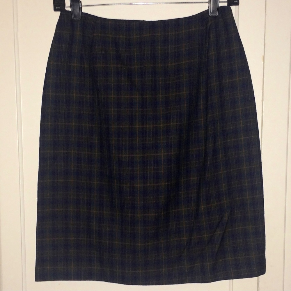 BRIGGS NEW YORK PLAID SKIRT WITH LINING